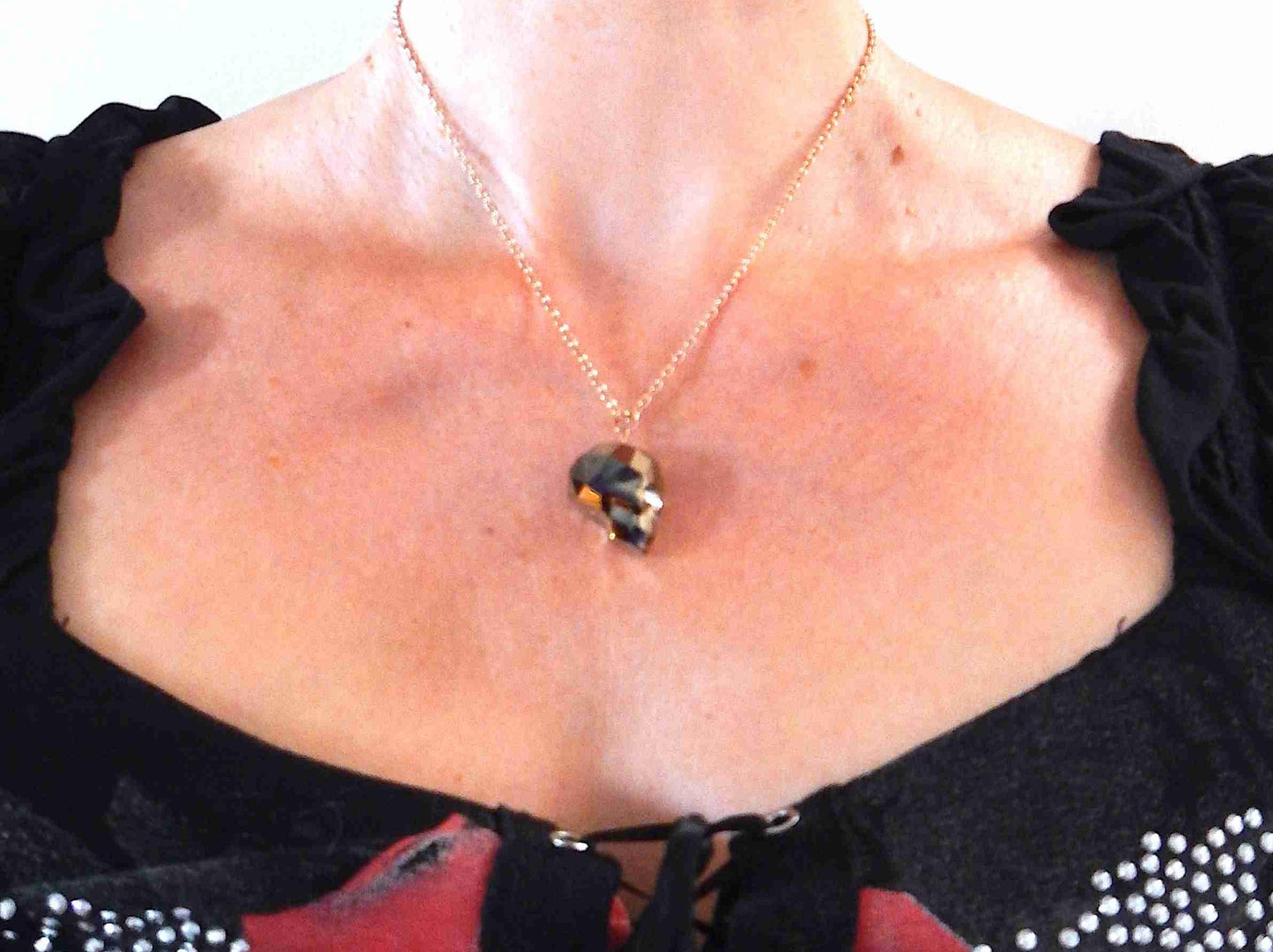 16-inch necklace with rare 20mm Swarovski faceted skull pendant in 3 colours (dark blue, dark gray, rose gold), matching stainless steel chain