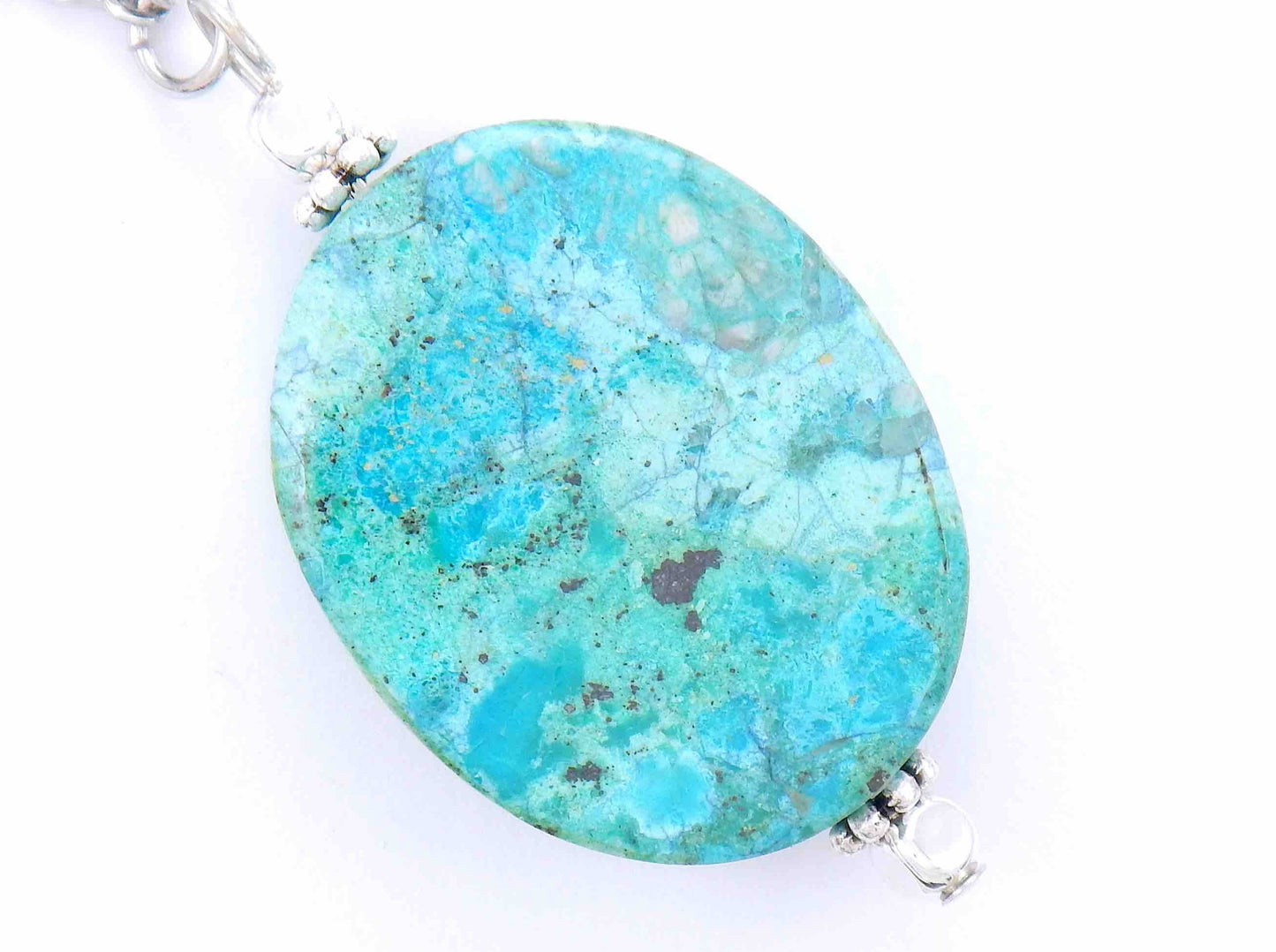 Collier 30 po avec grande tranche ovale de pierre chrysocolle marbrée bleu-vert, chaîne acier inoxydable