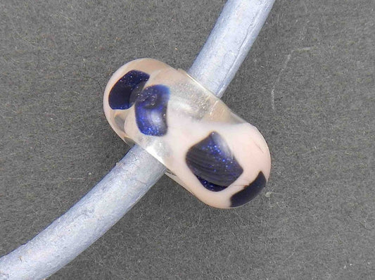 Choker necklace with pink glass bead (Murano-style glass handmade in Montreal), blue aventurine inclusions, pearl baby blue leather cord, stainless steel clasp