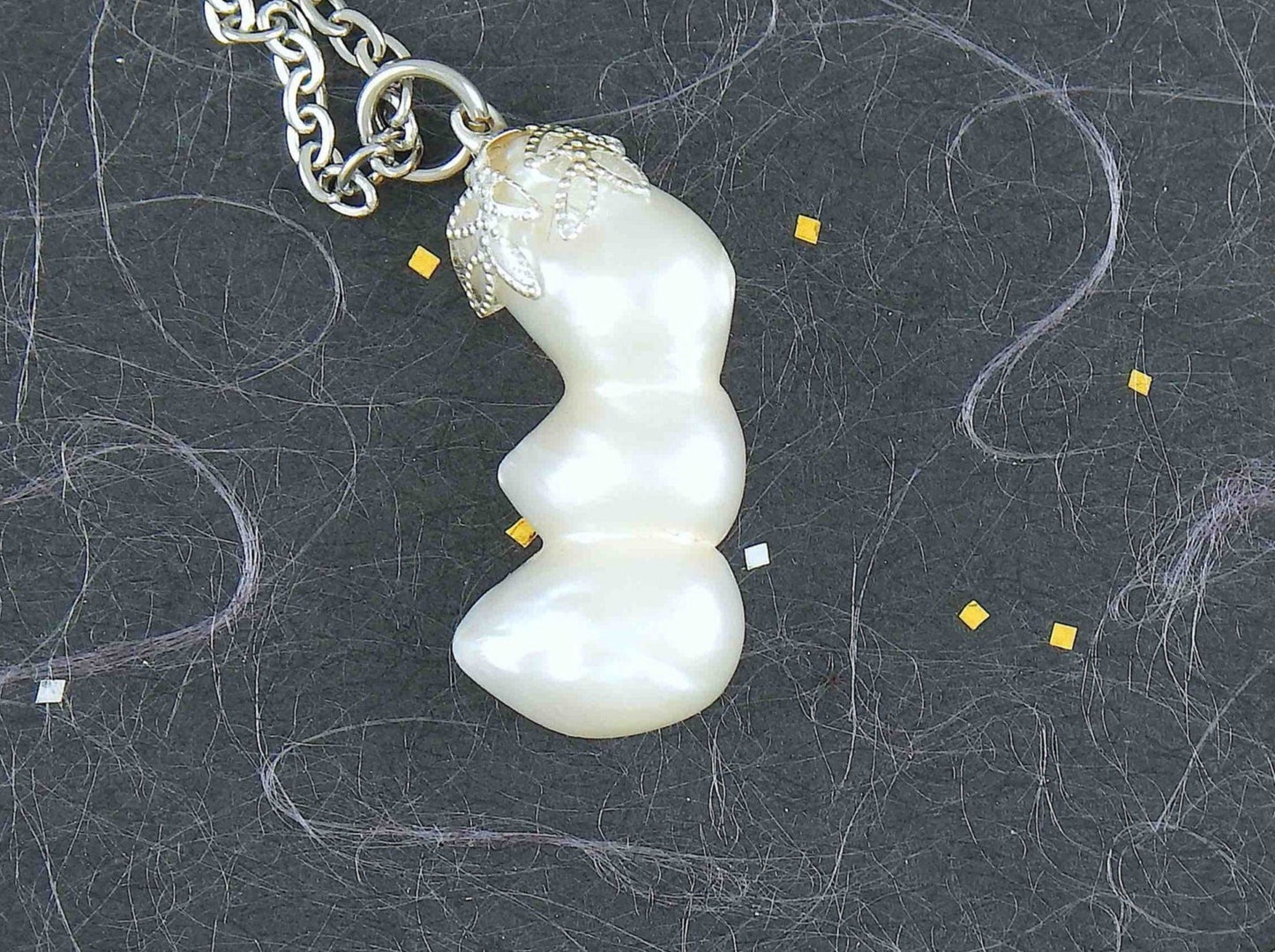 16-inch necklace with column pendant made of 3 fused natural white freshwater pearls, stainless steel chain