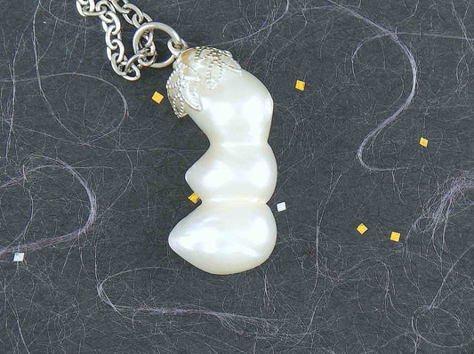 16-inch necklace with column pendant made of 3 fused natural white freshwater pearls, stainless steel chain