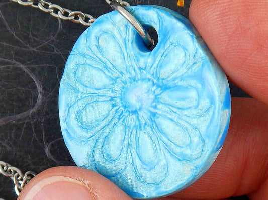 16-inch necklace with turquoise round ceramic pendant handmade in Montreal, lace flower pattern, stainless steel chain