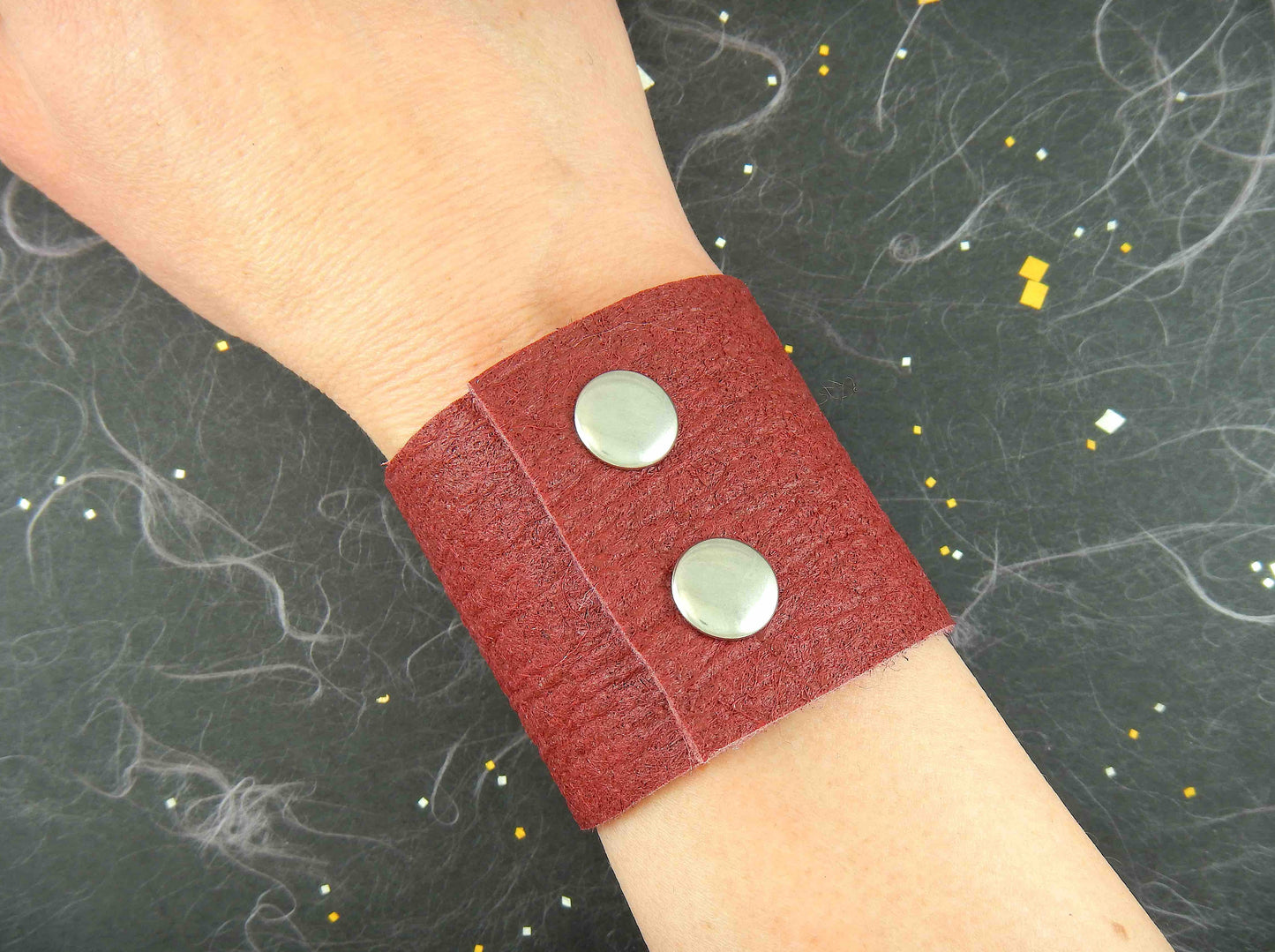 50mm Piñatex (vegan leather) cuff bracelet in 9 colours (black, gray, silver, white, blue, mulberry, brown, gold), stainless steel snap buttons