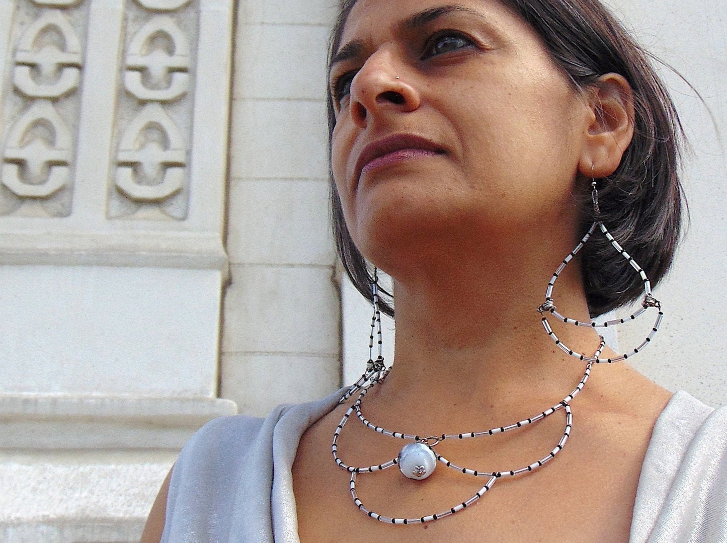 15-inch signature necklace with articulated black and white hoops and lampworked glass bead (Murano-style glass handmade in Montreal)