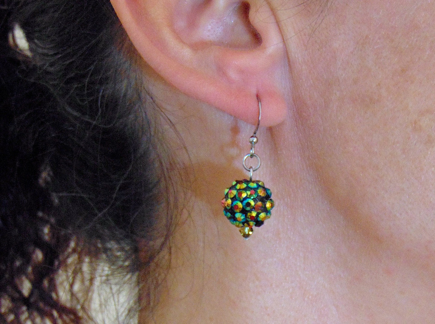 Short earrings with small crystal disco balls in 4 metallic colours (silver, golden green, blue, black nickel), stainless steel hooks