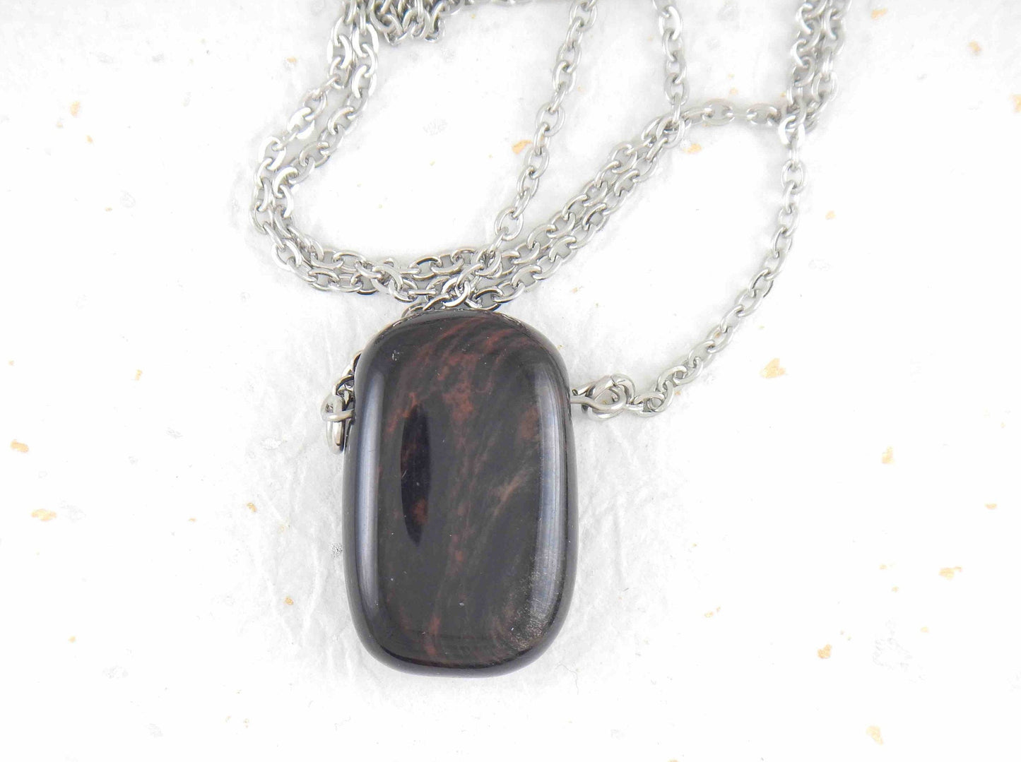 Collier 26 po à pendentif rectangle arrondi de pierre obsidienne or rouge, chaîne acier inoxydable