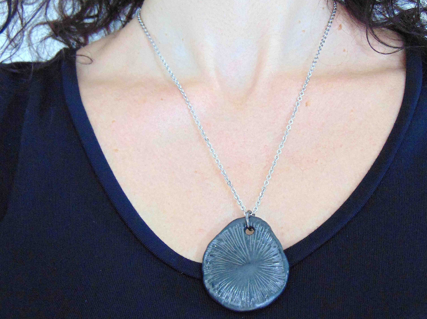 20-inch necklace with black nickel ceramic coral pendant handmade in Montreal, stainless steel chain