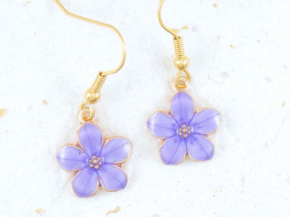 Short earrings with enamelled cherry blossoms (sakura) in 4 pastel colours (white, lilac, pink, blue), gold-toned stainless steel hooks